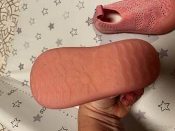 Topánky tenisky na ihrisko a k vode protišmykové nove - 3