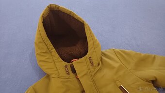 tmavozelená vetrovka - 3