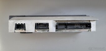 Zosilňovač BOSE audi a6 - 3