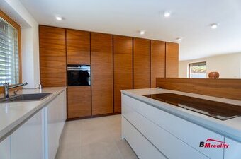 Moderná vila s prémiovým vybavením a investičným potenciálom - 3