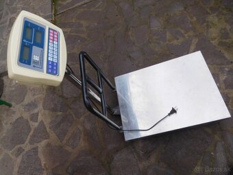 Digitalna vaha do 300kg - 3