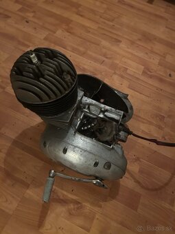 Motor cz175/450 - 3