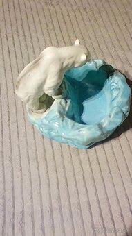 Predam starozitny popolník. - 3