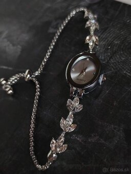 Hodinky so zirkónmi - 3