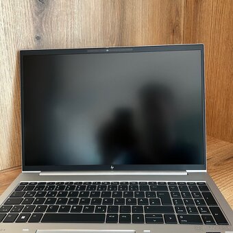 HP EliteBook 860 G10 TOUCH\ +záruka - 3
