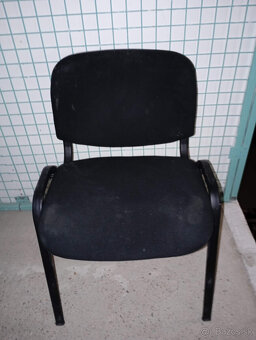 13—Stolička čierna kancelárska - 3