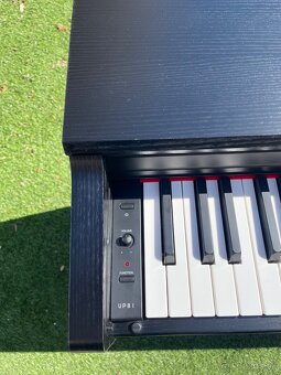 Predám digitálne piano Medeli UP 81 - 3