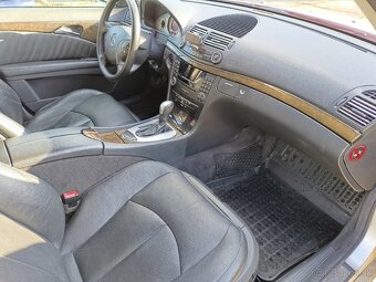 Mercedes Benz W211 Avangarde - 3