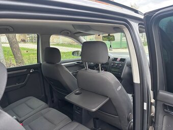 VOLKSWAGEN TOURAN 2.0 Tdi - 3