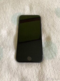 Apple iPhone SE 2020 /64GB/ - 3