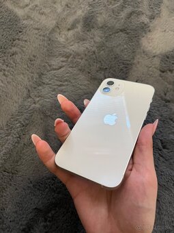 iPhone 12 - 3