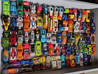 Hot wheels 1 - 3