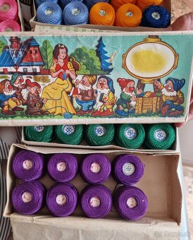 Retro súpravy výšivkových bavlniek originál z roku 1963 - 3