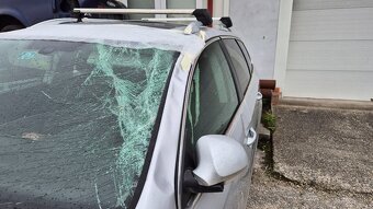 VW Passat 1,6TDi r.v. 2010 naj.: 450.000km - 3