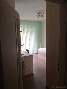 Ponúkame na predaj slnečný a moderný 3-izbový byt - 3