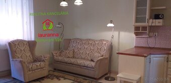 Veľký trojizbový byt s 2 balkónmi a so státím, DS, Záhradníc - 3