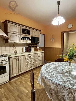 NA PRENÁJOM 3-IZBOVÝ BYT V TRNAVE - 3