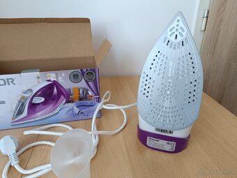 Žehlička Sencor SSI 5800 VT fialová, nová - 3