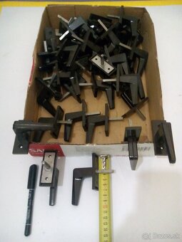 Okenné klučky okno - 3