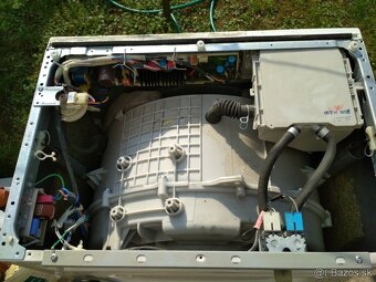 Rozpredam práčku LG WD10396ND - 3