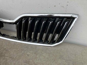 ŠKODA SUPERB 3 III 2015- PREDNÁ MASKA NA RADAR - 3