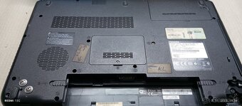 Toshiba satelite a660 - 3