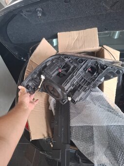 Bi- xenon Bmw Z4 E89LCI pravý dynamic - 3