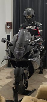 Predám kombinézu, čižmy, prilbu, - 3