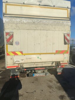 DAF LF 45 250 náhradné diely v celku - 3