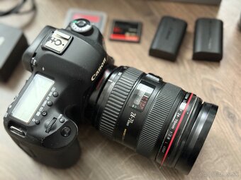 Canon EOS 5D MarkIII - Objektiv Canon EF 24-70mm 1:2.8 - 3