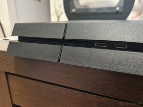 PS4 1TB + hry 150 € - 3