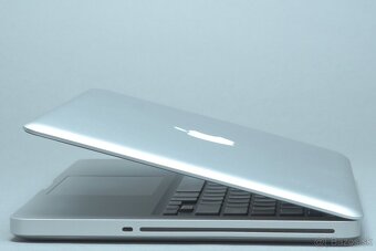 ZÁRUKA/Macbook Pro 13.3"/I5 2.3GHZ/8GB RAM/128GB SSD/CZ - 3