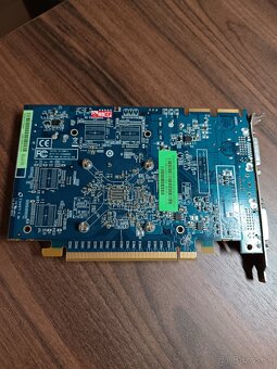 Sapphire HD 3650 - 256 MB - 3
