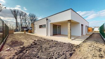 SKOLAUDOVANÉ - 4 izbové domy s dvomi kúpeľňami - 3