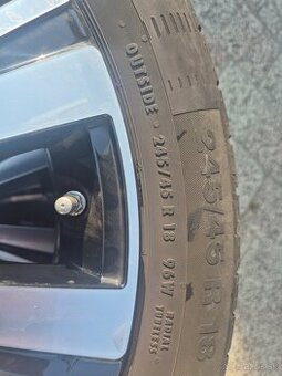 Original hlinníkove disky R18 s pneu 245/45 R18 - 3