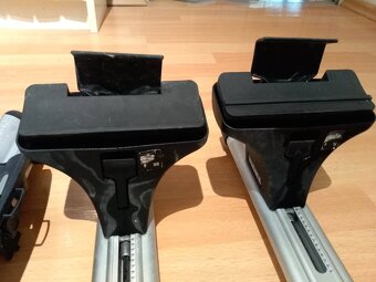 Strešný nosič THULE 753 + 2x strešný nosič na bicykel THULE - 3