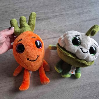 Predám sadu plyšových hračiek Vitoši 🍓🍐🎃 - 3