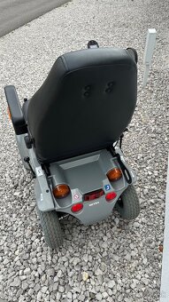 Predám elektrický invalidný vozík Optimus Meyra 2 nemeckej V - 3