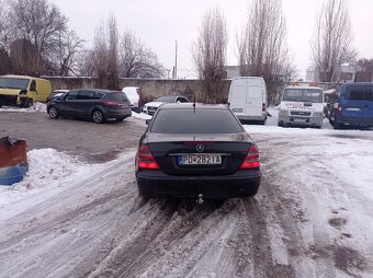 Mercedes e 220 cdi - 3