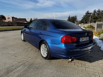 Predám BMW 320xd E90 LCI 4x4 automat - 3