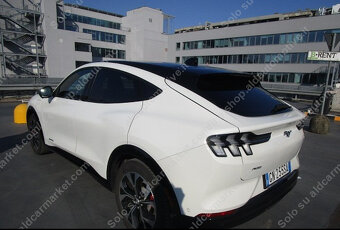 Ford Mustang Mach-E 75,7kWh Premium AWD 269PS - DPH - 3