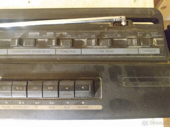 magnetofon toshiba - 3