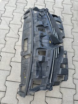 Maska na Renault scenic - 3