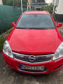 Opel Astra H Caravan 2009 - 3
