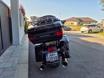 Harley-Davidson Electra glide Ultra Limited - 3