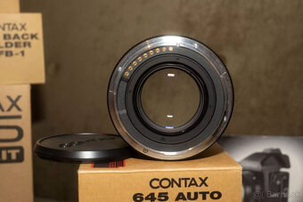 Fotoaparát Contax 645 + objektívy Carl Zeiss 280mm a 2.8140m - 3
