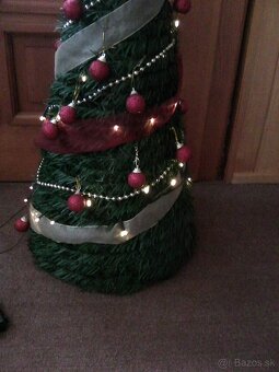 Predám pekný vianočný ihlan. - 3