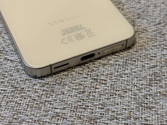 Samsung Galaxy S24 8/128Gb Yellow - 3