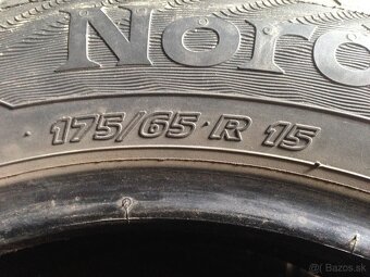 Predám zimné gumi r15 175/65 - 3