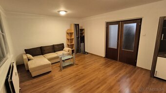 PRENÁJOM - 3-izb. byt - Martin - Ul. Mazúra - Ľadoveň - 3